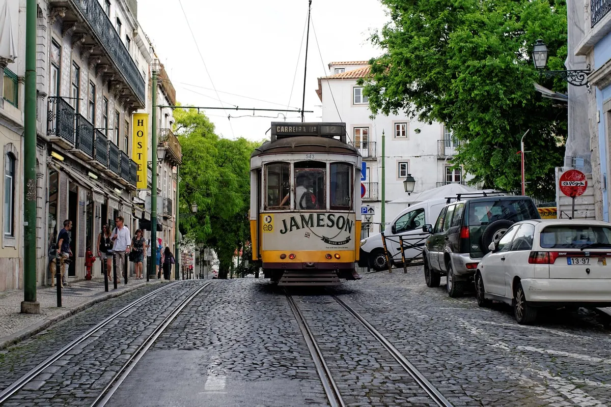 Solo Travel in Portugal: A First-Timer's Guide to Safety, Hostels and Transport